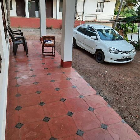 Manshore Bay Cananor Exterior foto