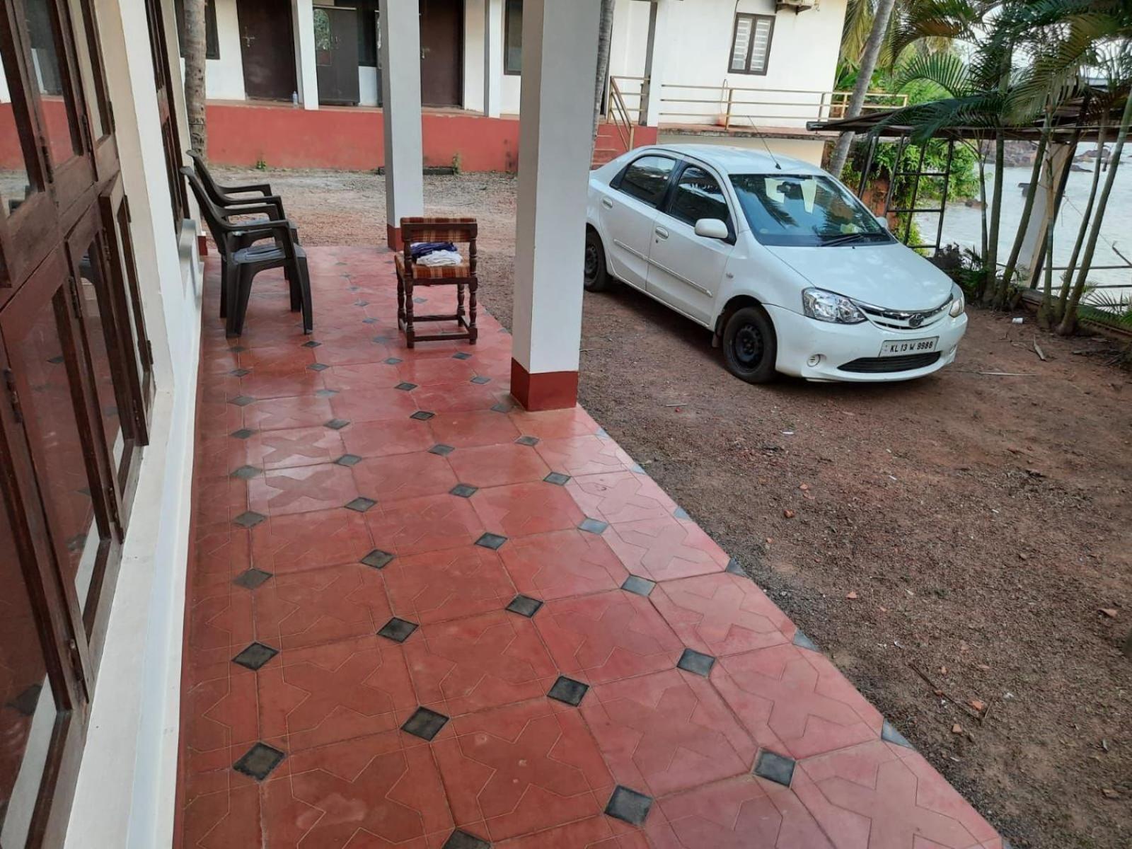 Manshore Bay Cananor Exterior foto