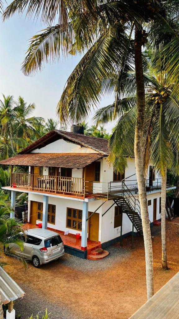 Manshore Bay Cananor Exterior foto